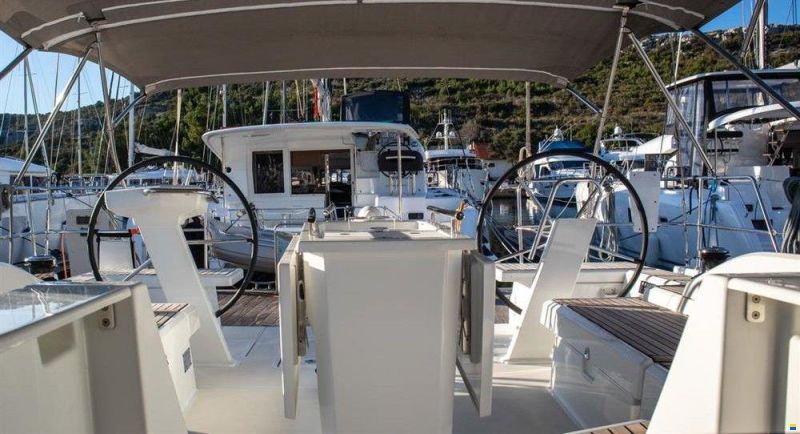 Beneteau Oceanis 51.1
