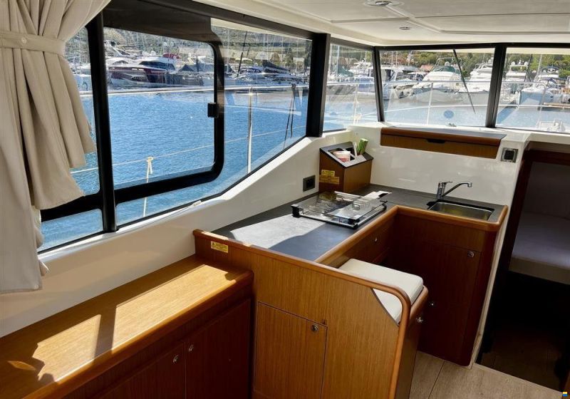 Beneteau Swift Trawler 35