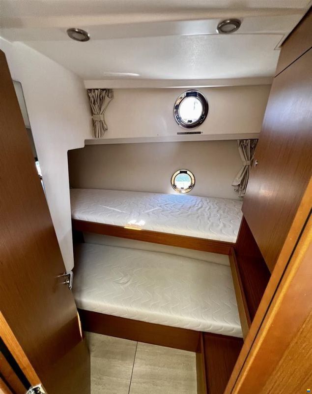 Beneteau Swift Trawler 35