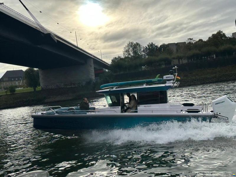 Axopar 28 Cabin