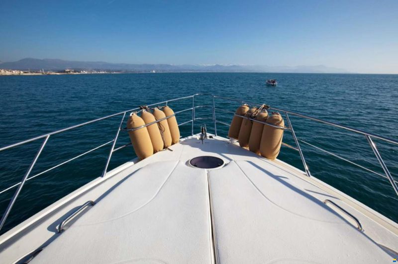 Azimut 62