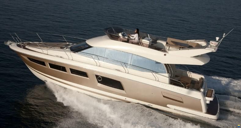 Prestige Flybridge 500