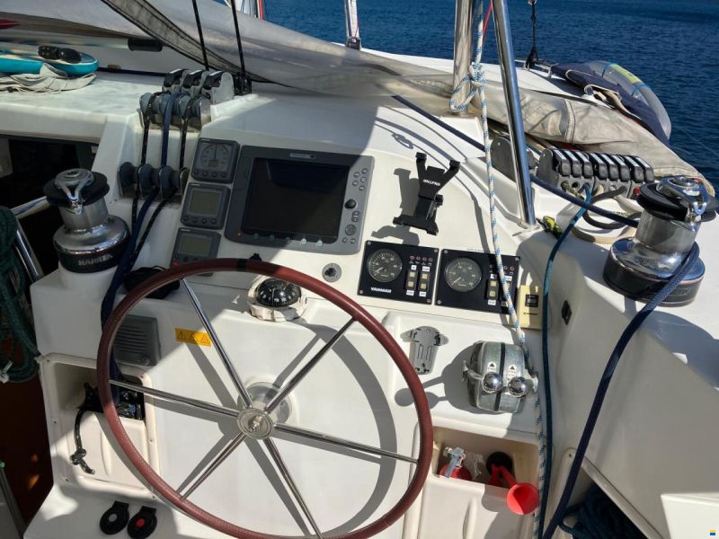 Lagoon 420 Owner's Version