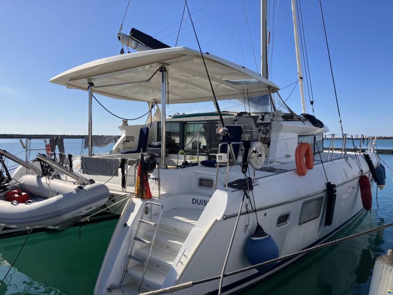 Lagoon 420 Owner's Version