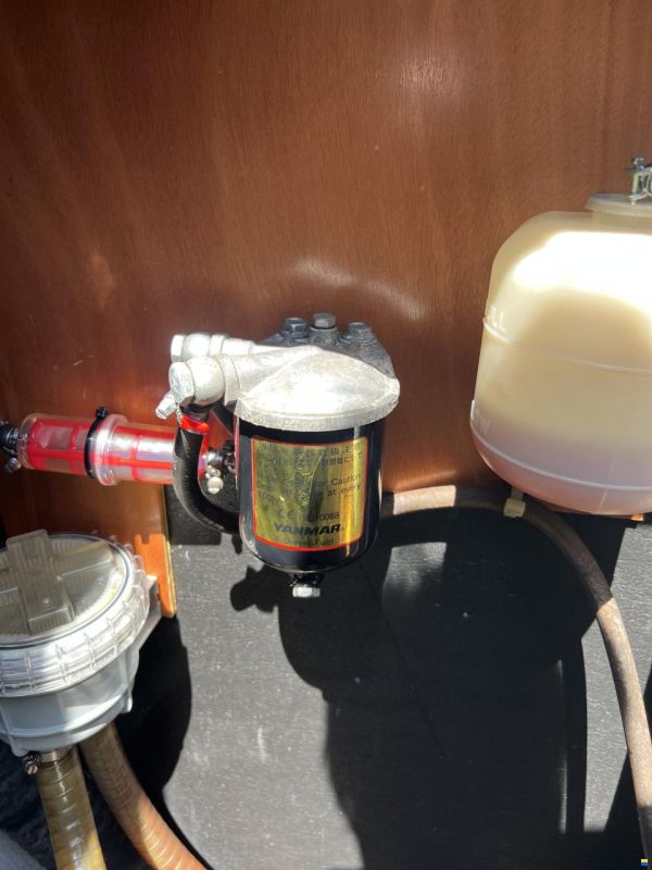 Lagoon 420 Owner's Version