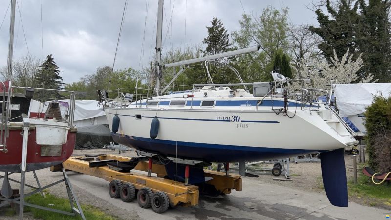 Bavaria 30 Plus