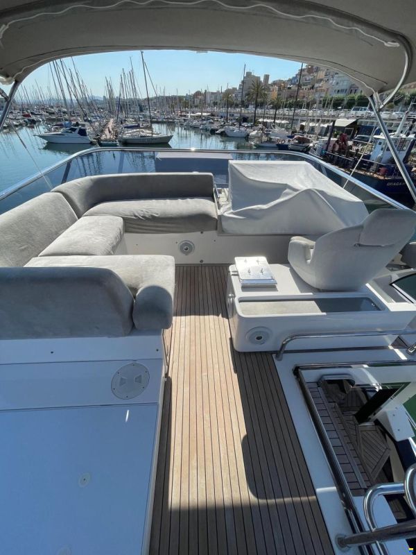 Azimut S7