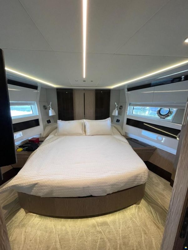 Azimut S7