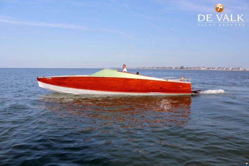 RedRouge Jet Powerboat