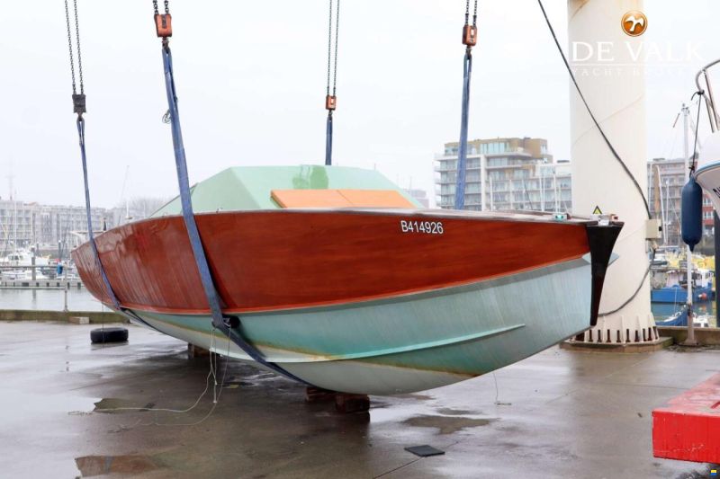 RedRouge Jet Powerboat