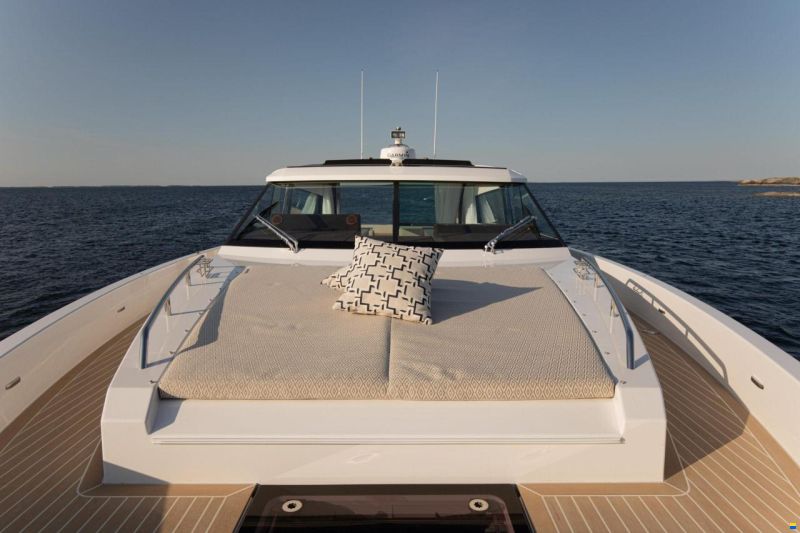 Delta Powerboats 48 coupé