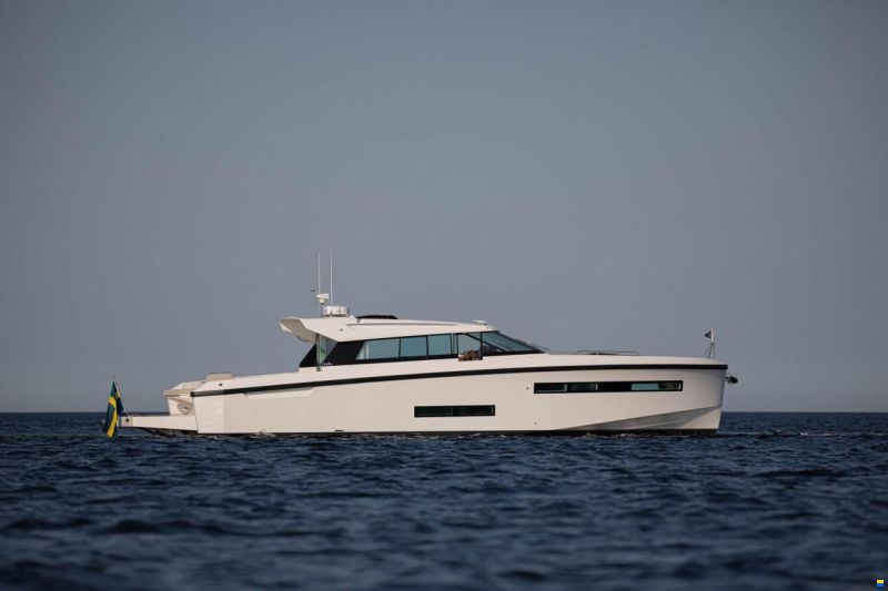 Delta Powerboats 48 coupé