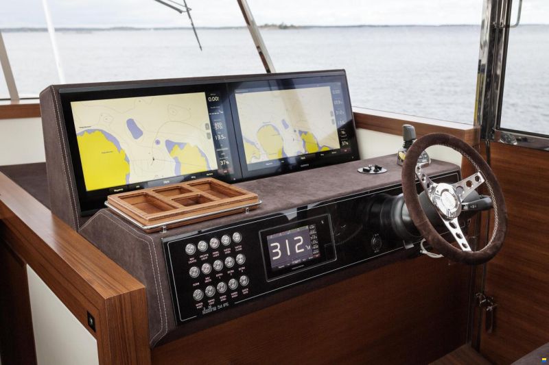 Delta Powerboats 54 ips