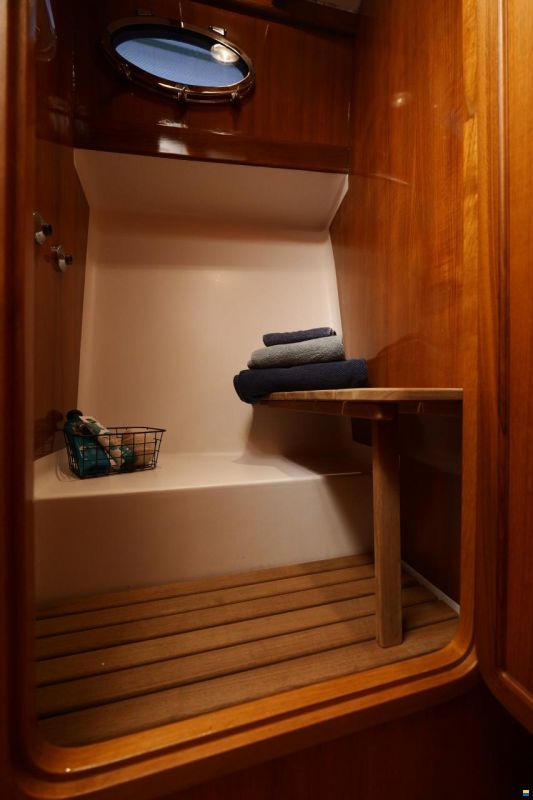 Wolstenholme Cruiser 38