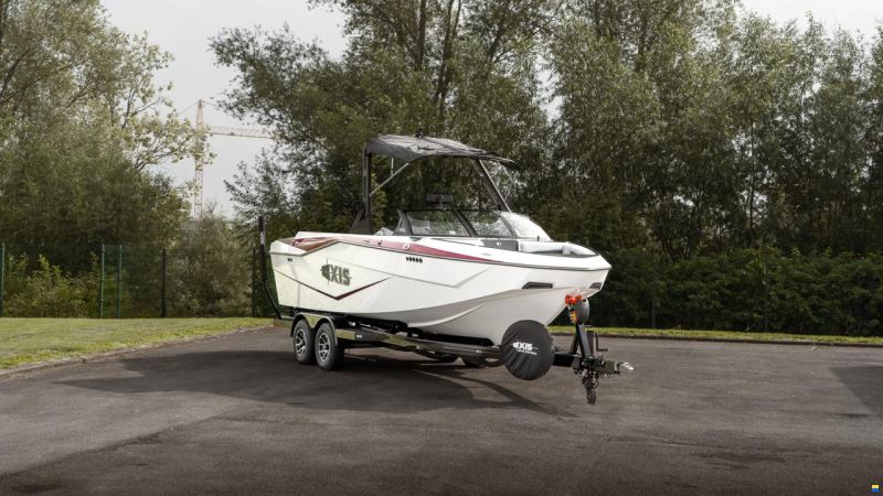 Axis T235