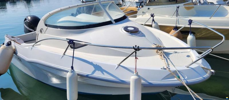 Quicksilver 540 Cabin