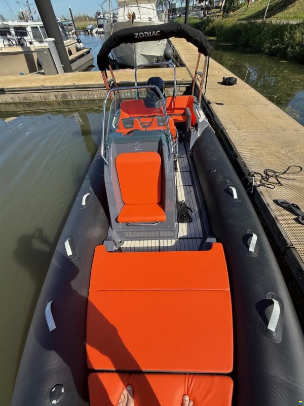 Zodiac Medline 6.8