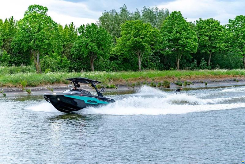 Malibu Wakesetter M220