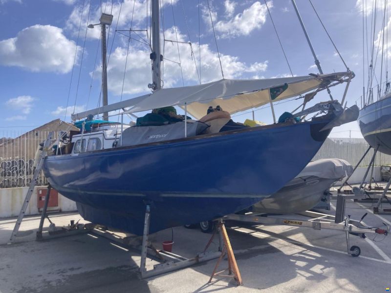 Swiftsure 33 – Centerboard Drop Keel (Dr