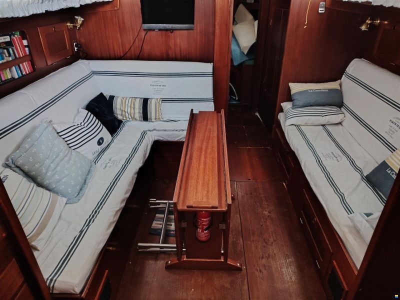 Hallberg-Rassy HR 41