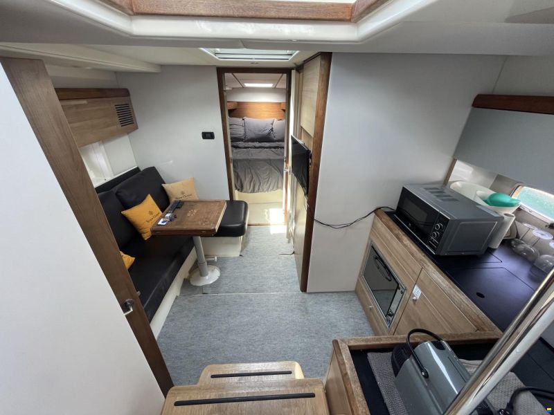 Sealine SC 35