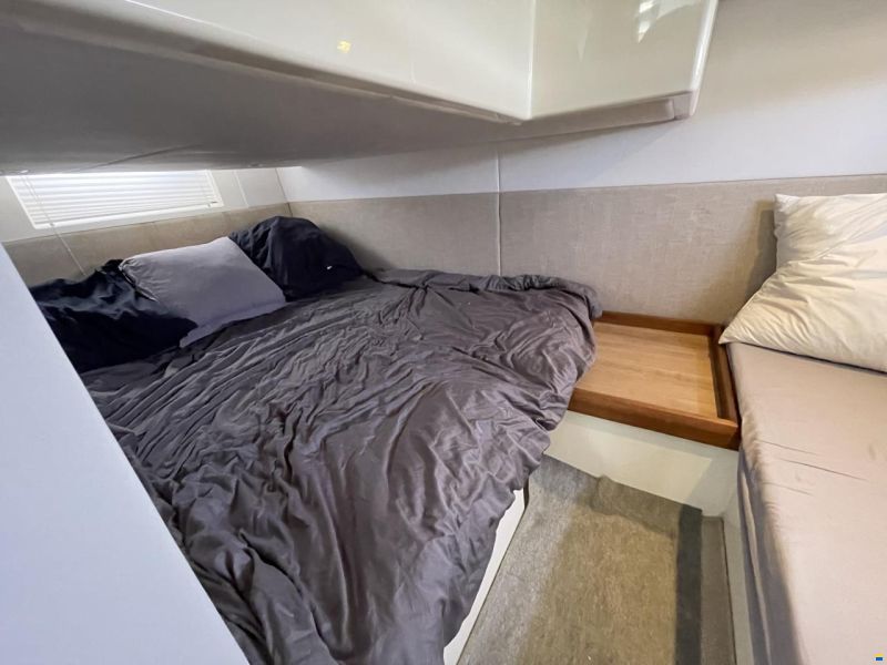 Sealine SC 35