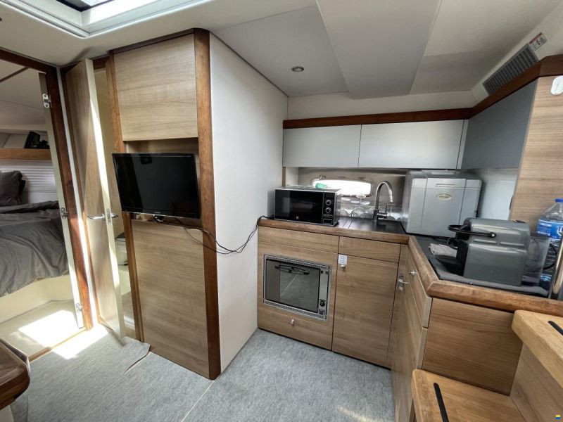 Sealine SC 35