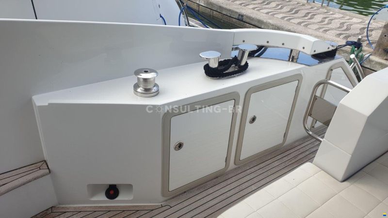 Azimut 66 Fly