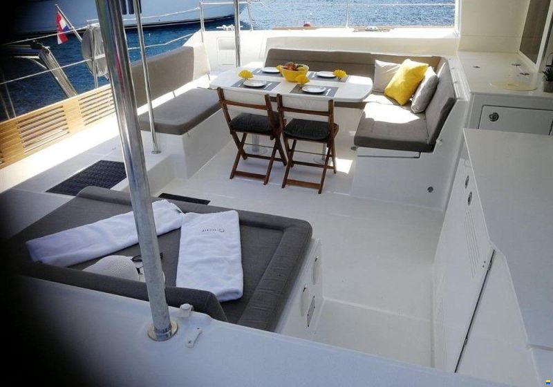 Lagoon 450 F