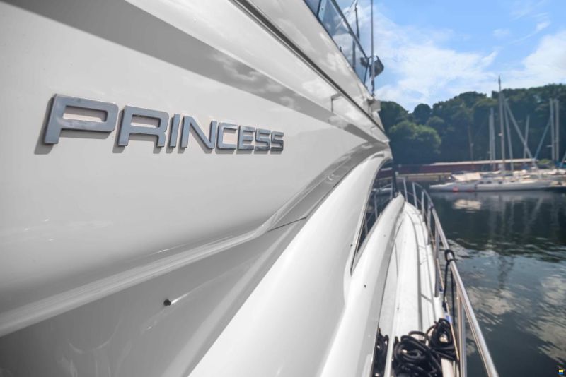 Princess 57 Fly