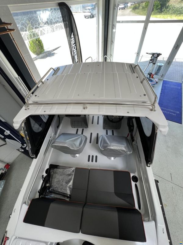 Terhi 480 Cabin