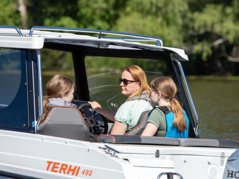 Terhi 480 Cabin