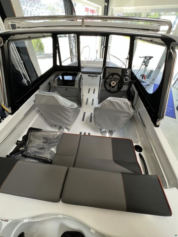 Terhi 480 Cabin
