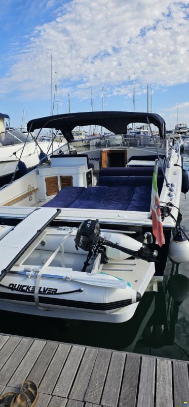 Tornado 38 Flush Deck