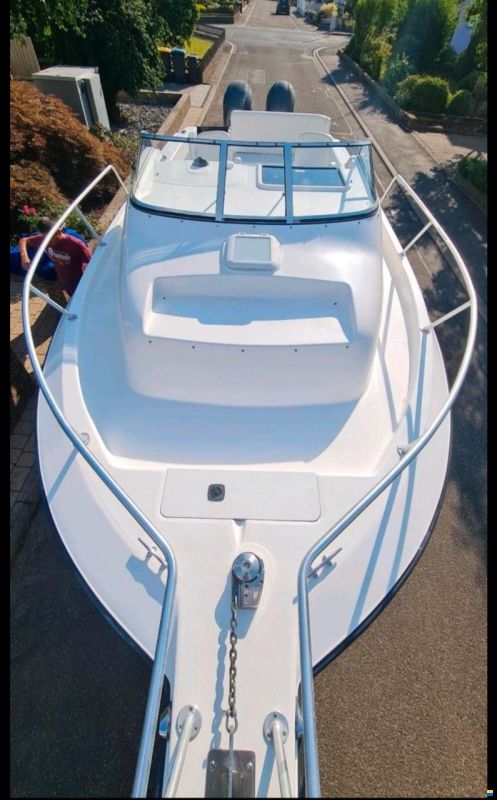 Angler Boat 2500 Walkaround