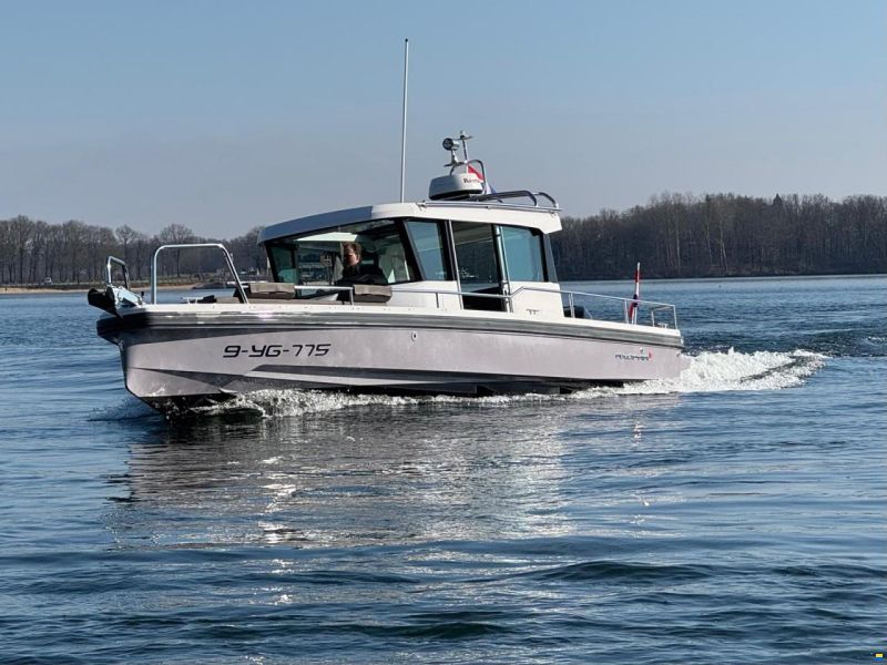 Axopar 28 Cabin Mercury Verado 250 PK
