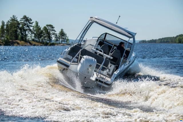 Quarken 27 T-top