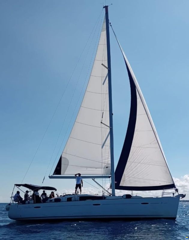 Beneteau Oceanis 43