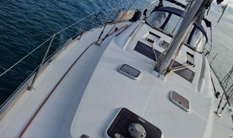 Beneteau Oceanis 43