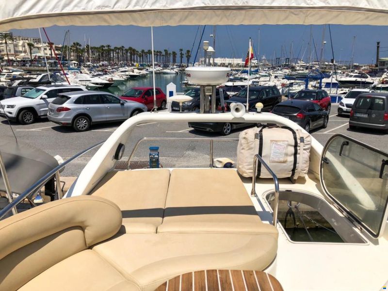 Azimut 52