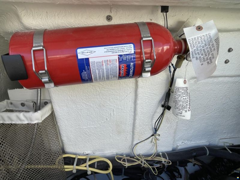 Maxum 2400 SC3