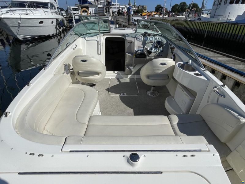 Maxum 2400 SC3
