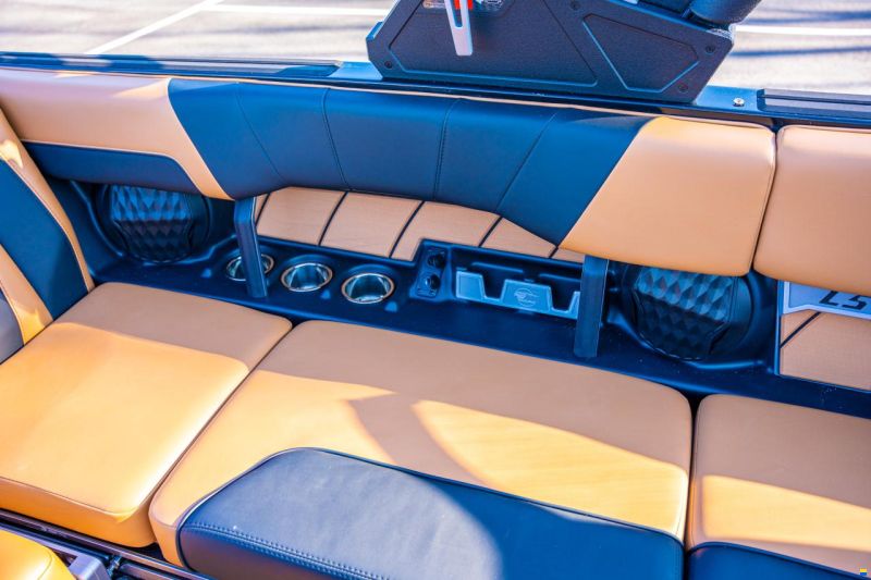 Malibu Wakesetter 23 LSV