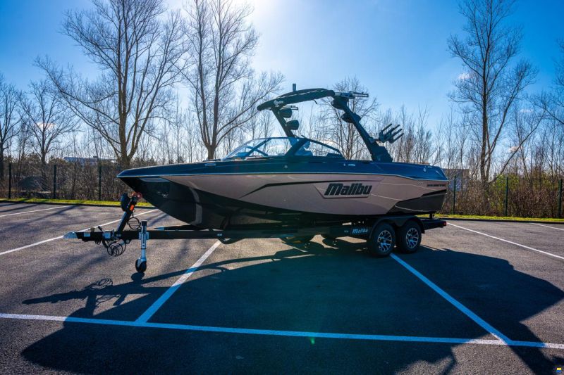 Malibu Wakesetter 23 LSV