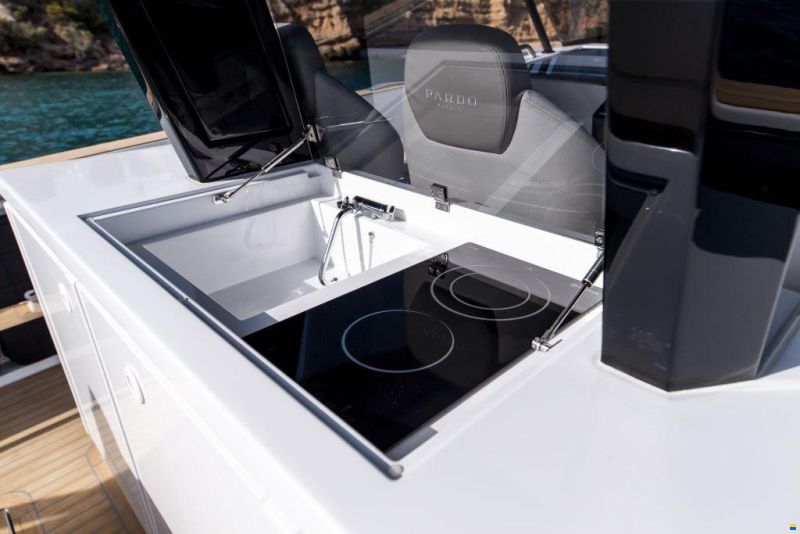 Pardo Yachts 38