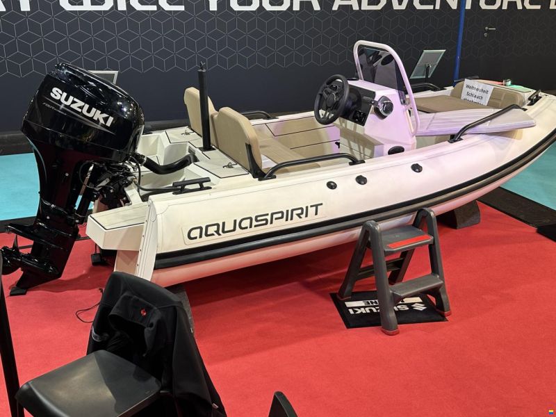 Aquaspirit S370GT Genius Tender mit 60PS Suzuki