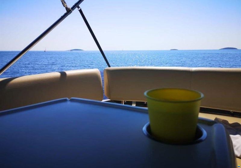 Jeanneau Prestige Fly 42