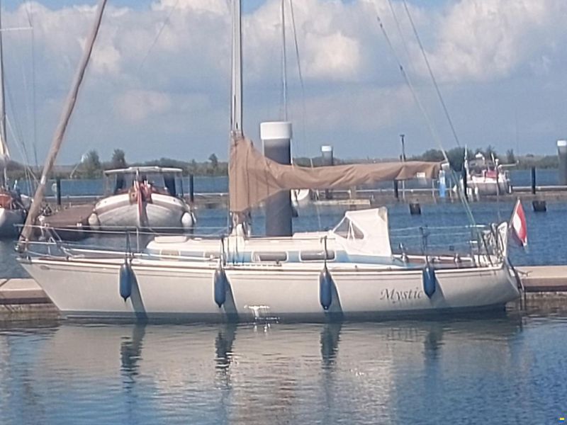 Sparkman and Stephens Tartan 30
