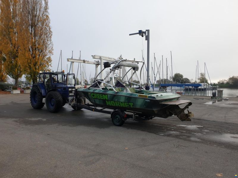 Glastron V 184