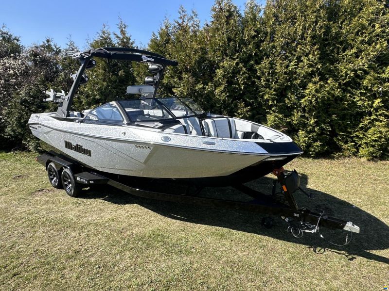 Malibu 23LSV